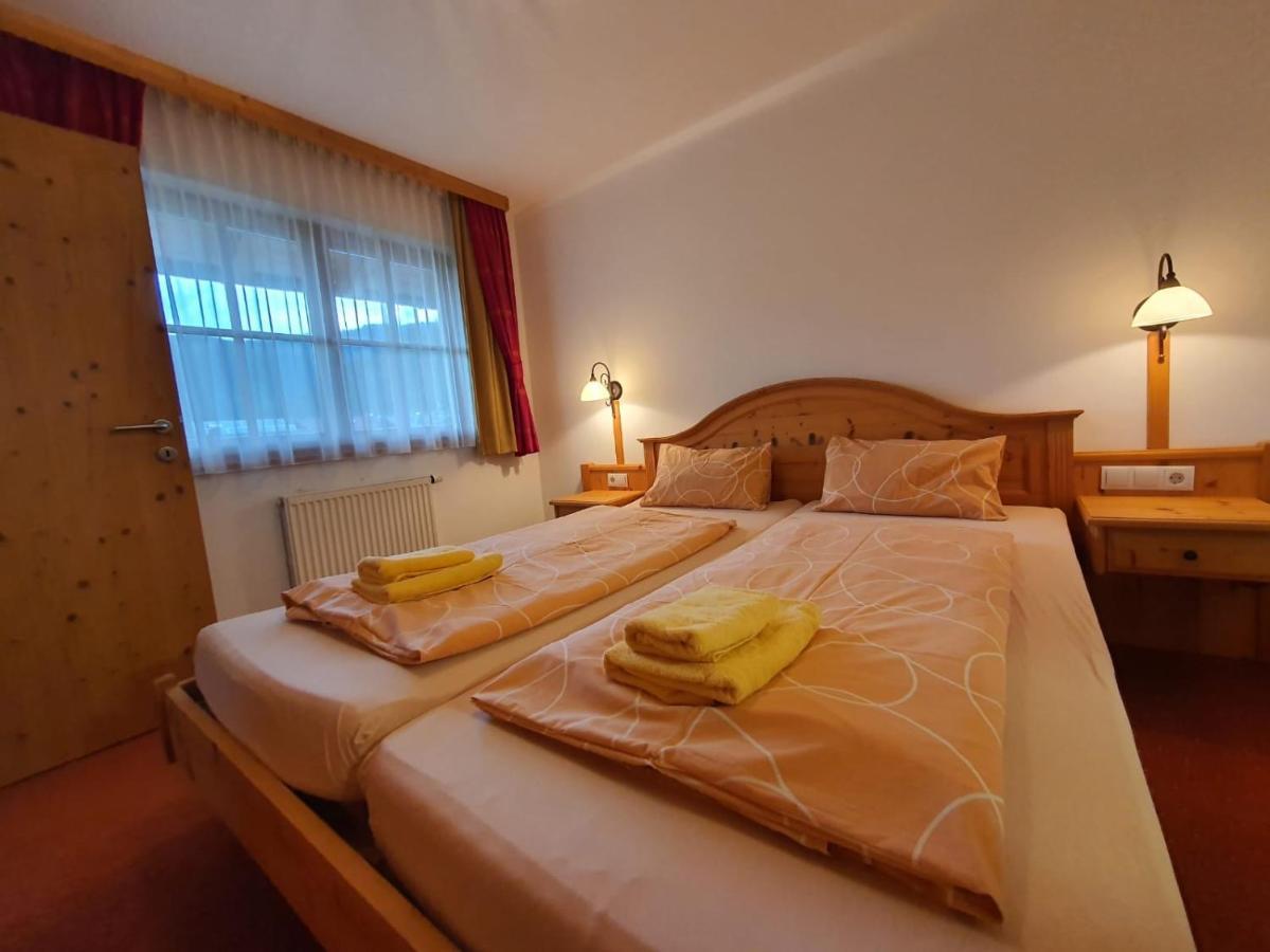 Hubertushof Ferienwohnungen Gerlos Luaran gambar